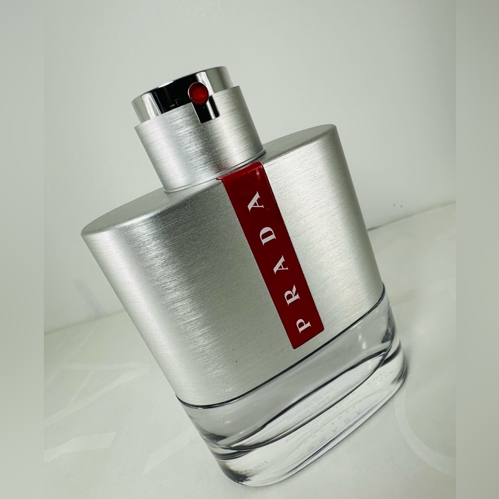 Prada Luna Rosa, 3.4